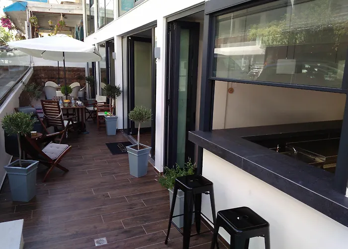 纽约酒店 Rhodes City