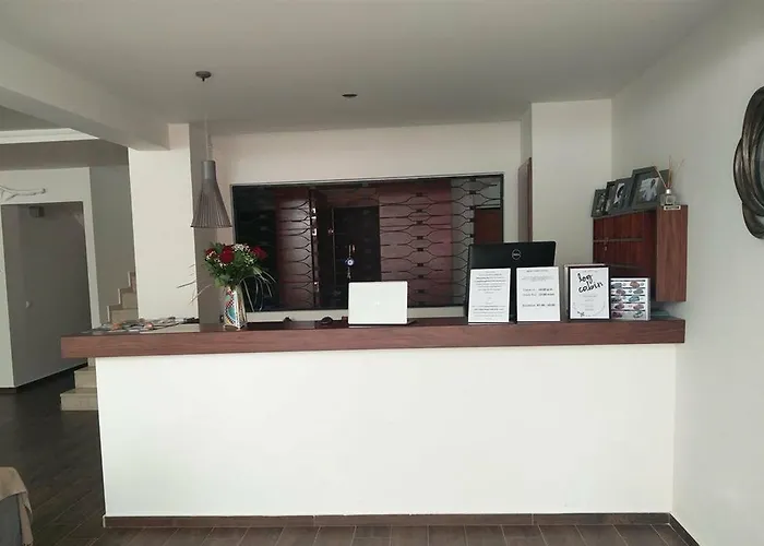 纽约酒店 Rhodes City